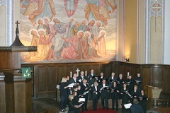 Kirchentür in Anholt & Der Chor bei verschiedenen Konzerten